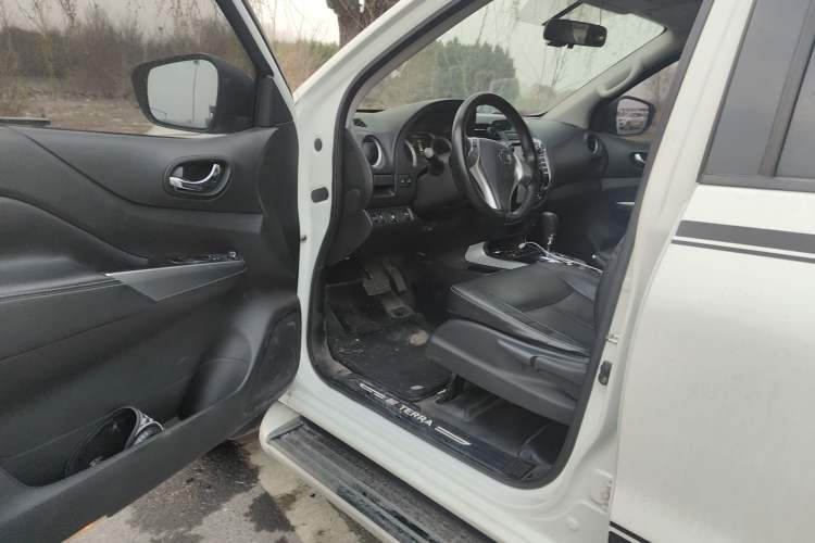 Used Nissan Terra 2018 2.5L Automatic 2WD Luxury Edition
