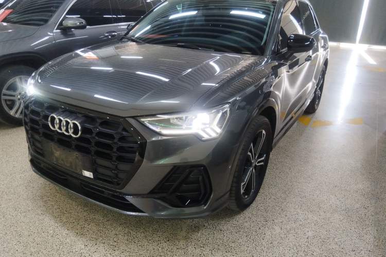 Used Audi Q3 2021 40 TFSI Fashion Dynamic Model