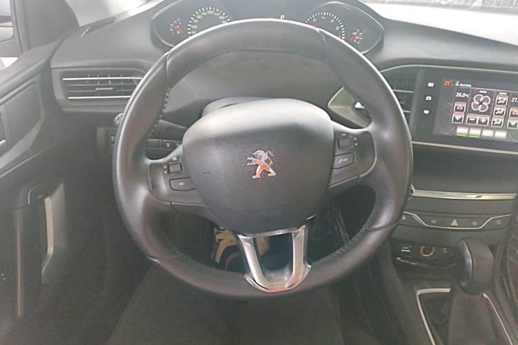 Used Peugeot 308S 2015 1.2T Automatic Jingchi Edition
