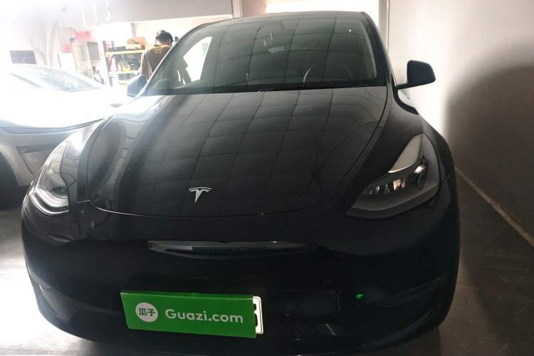 Used Tesla Model Y 2021 Standard Range Rear-Wheel Drive Version Front