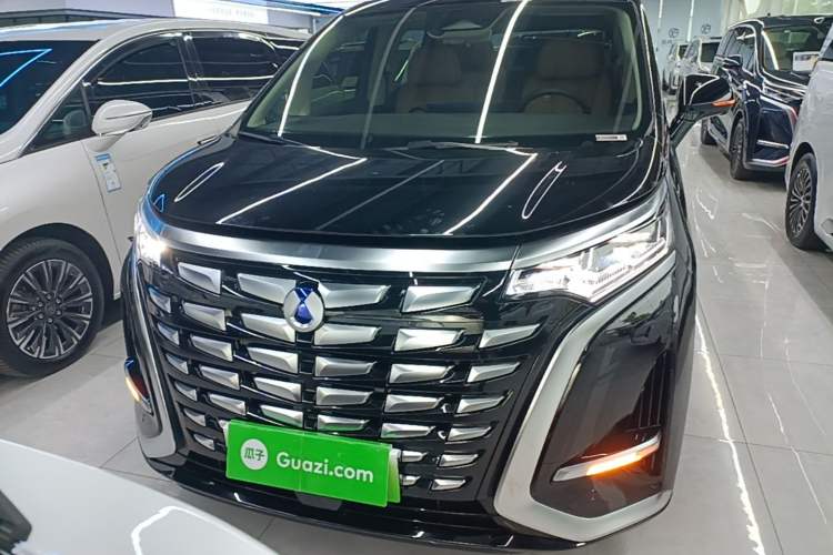 Used Denza D9 2024 DM-i 980 Four-Wheel Drive Prestige Model
