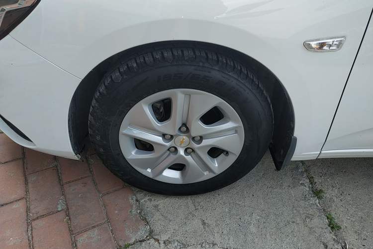 Used Chevrolet Monza 2019 320T Manual Xinxin Edition China VI Left Front Wheel Hub