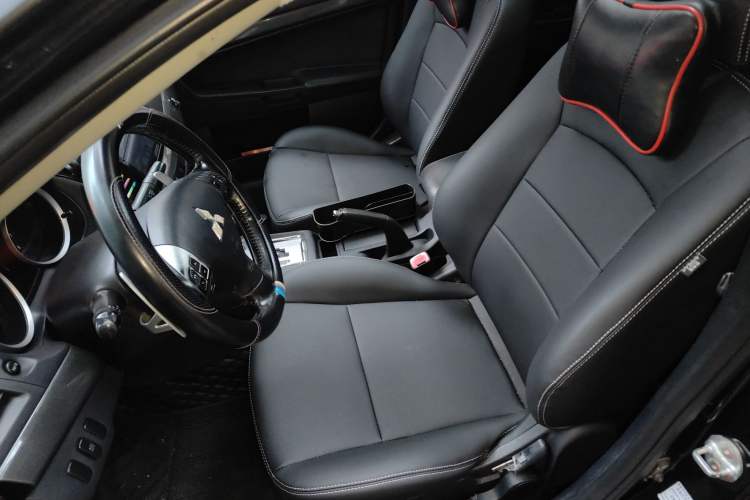 Used Mitsubishi Lancer EX 2012 Chasing Edition 1.8L CVT Luxury Model
