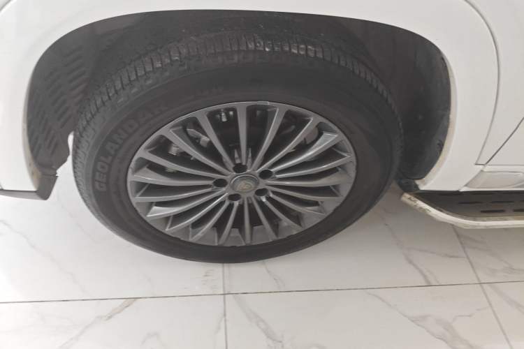 Used CHANGAN CS95 2021 2.0T Two-Wheel Drive Luxury Version
