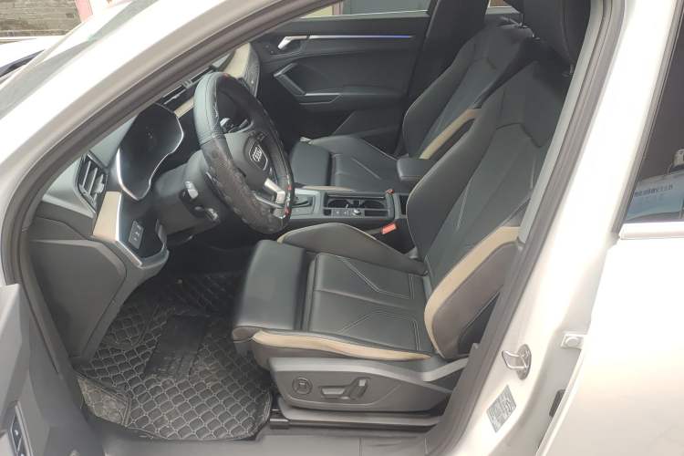 Used Audi Q3 2024 35 TFSI Stylish and Elegant Edition
