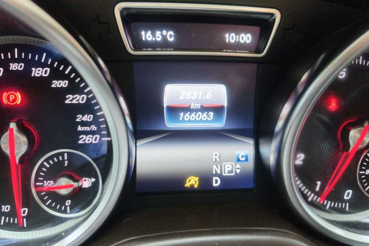 Used Mercedes-Benz GLE 2017 GLE 320 4MATIC Luxury Model