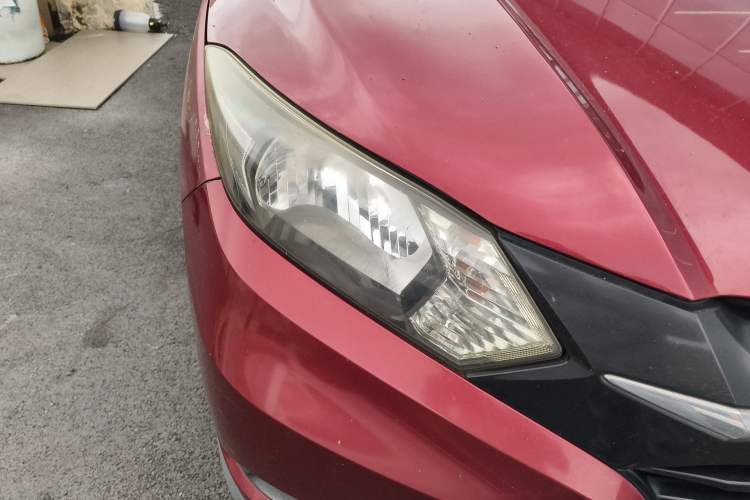 Used Honda Vezel 2015 1.5L CVT two-wheel drive Comfort trim Right Front Headlight