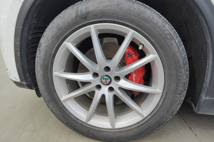 Used Alfa Romeo Stelvio 2017 2.0T 200HP Luxury Edition
