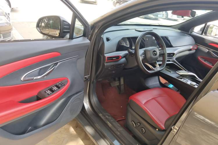 Used CHANGAN UNI-T 2020 1.5T Flagship Version