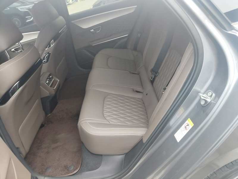Used BYD Han 2023 EV Champion Edition 506KM Front-Wheel-Drive Premium Model — 16