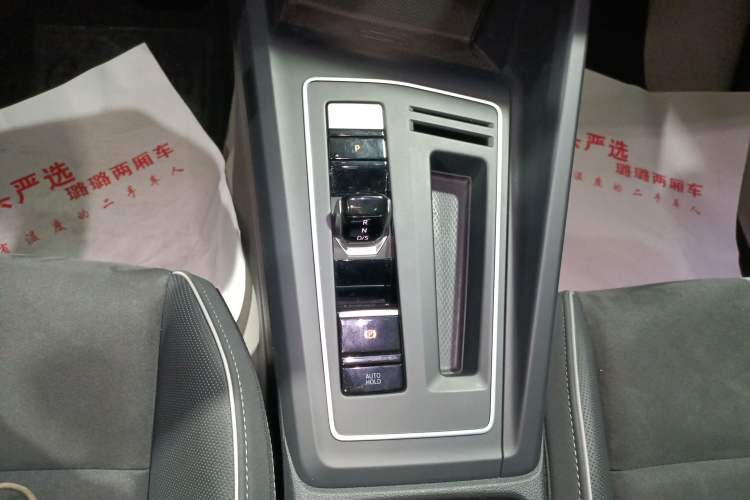 Used Volkswagen Golf 2023 Facelift 280TSI DSG R-Line Lite
