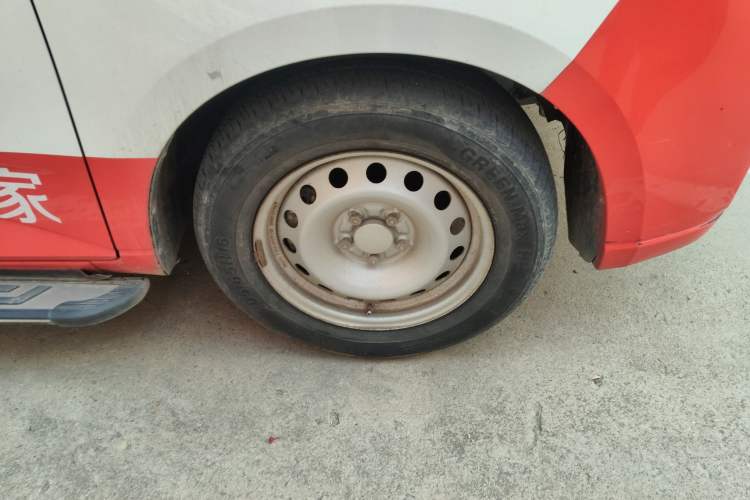 Used Wuling Hongguang PLUS 2019 1.5T Manual Standard Edition 5 Seats
