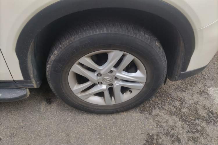 Used GAC Trumpchi GS7 2017 280T Two-Wheel Drive Luxury Model
