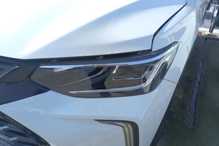 Used Chevrolet Trax 2022 Encore RS 1.5T CVT Cool Left Front Headlight