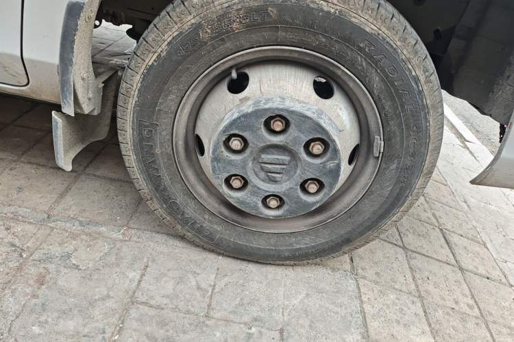 Used Foton Toano 2021 2.8T Manual Tongtu Extended-Wheelbase Mid-Roof 6/7-Seater F2.8 NS6B177L
