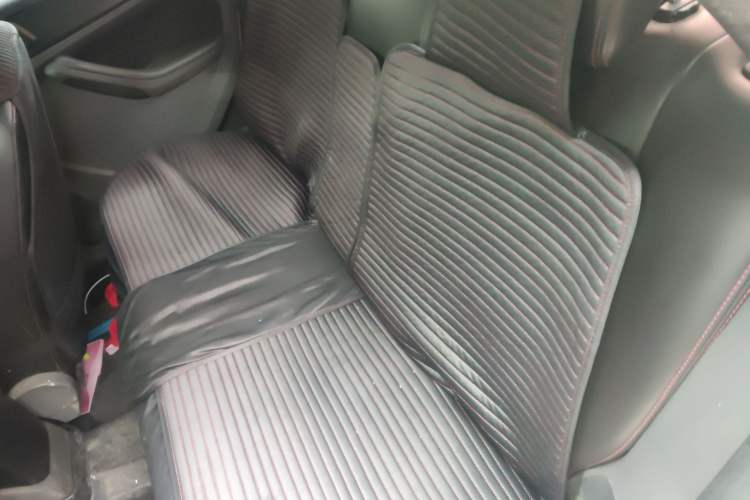 Used Ford Focus 2013 Hatchback Classic 1.8L Manual Base Model
