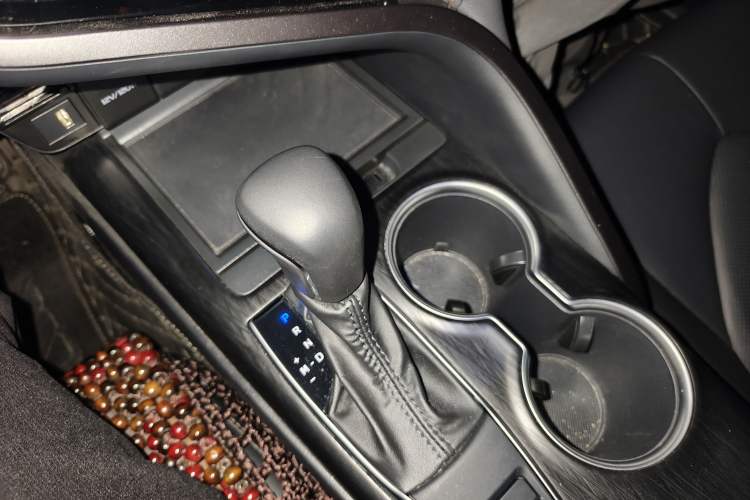 Used Toyota Camry 2023 2.0G Luxury Edition