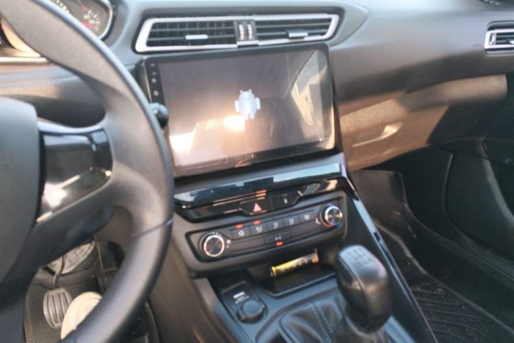 Used Peugeot 308 2018 1.6L Manual Fashion Edition
