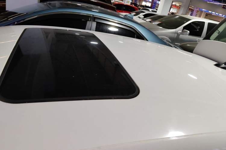 Used Volkswagen Polo 2014 1.6L Automatic 30th Anniversary Edition Roof