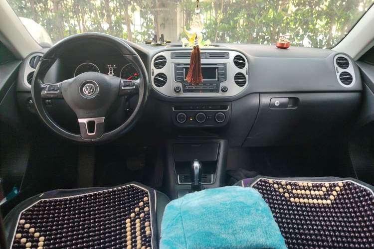 Used Volkswagen Tiguan 2015 1.8TSI Automatic Two-Wheel Drive Comfort Edition Center Console