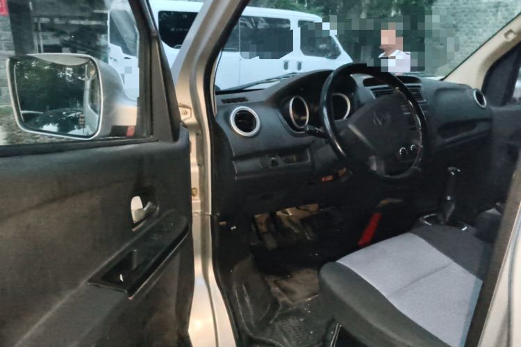 Used CHANGAN KAICHENG Ruixing M60 2019 1.5L Standard Model China V Emission Standards 5/6 Seats 4G15S
