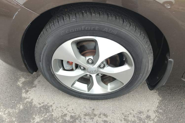 Used Kia Carens 2013 2.0L 5-Seater Automatic Standard Version China V Standard