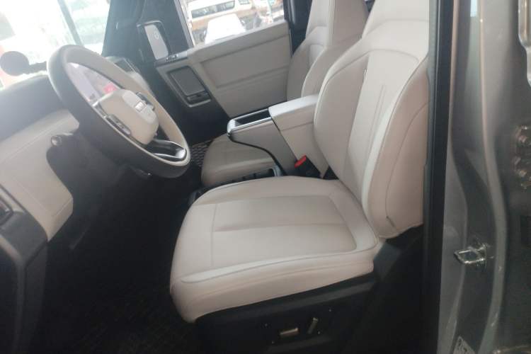 Used iCAR V23 2025 401 Two-Wheel Drive Intelligent Driving Version
