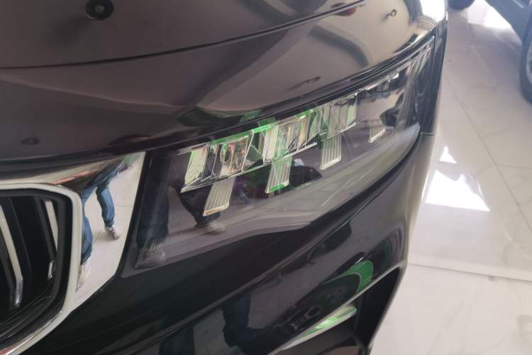 Used Geely Auto Haoyue 2022 1.8TD DCT Luxury 7-Seater