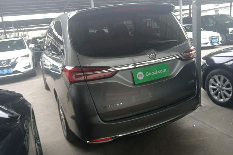 Used Buick GL8 2020 Land Cruiser Executive Class 652T Comfort Model