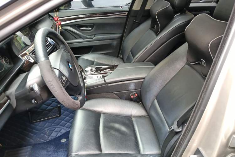 Used BMW 5 Series 2013 525Li Luxury Model