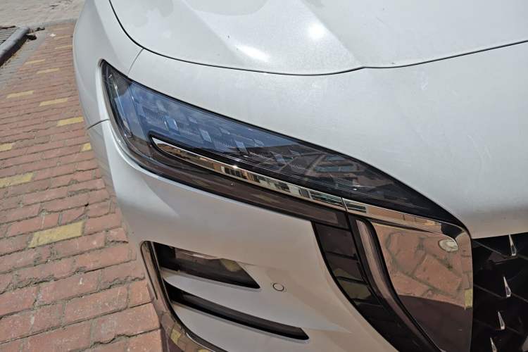 Used Hongqi H6 2024 2.0T ZhiShang Version Right Front Headlight