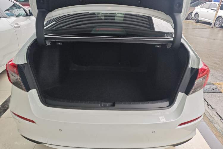 Used Honda Civic 2022 240TURBO CVT Dynamic Control Version