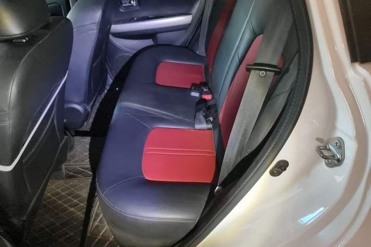 Used Haval H1 2016 Red Label 1.5L Manual Luxury Model
