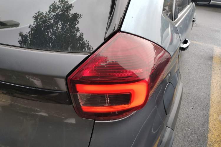 Used Chery Tiggo 3X 2021 PLUS 1.5L CVT Thrilling Red Date Edition