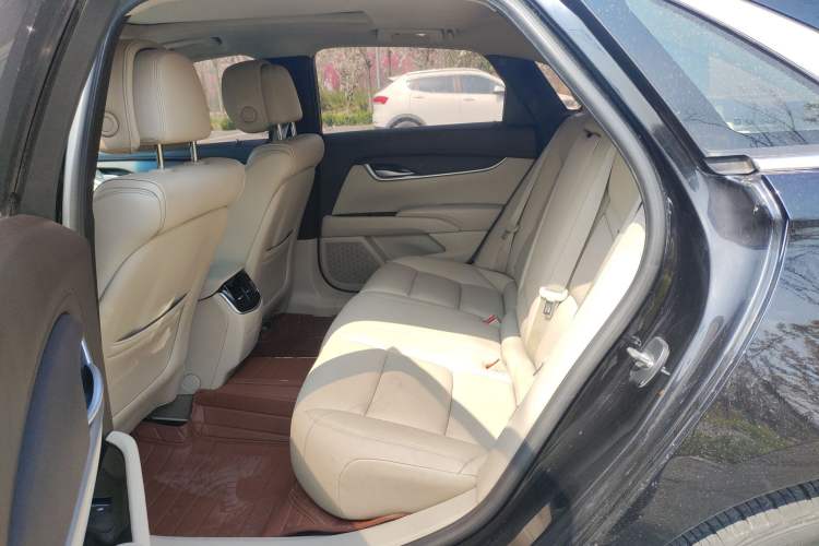 Used Cadillac XTS 2014 28T Comfort Version