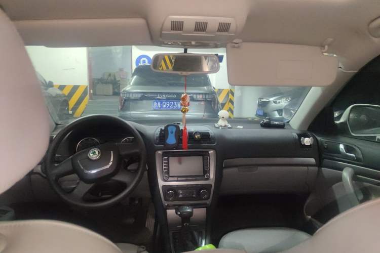 Used Skoda Octavia 2013 1.4TSI DSG Yijun Edition
