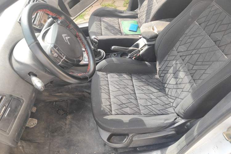 Used Citroen C-Quatre 2016 Classic Sedan 1.6L Manual CNG Left Front Seat