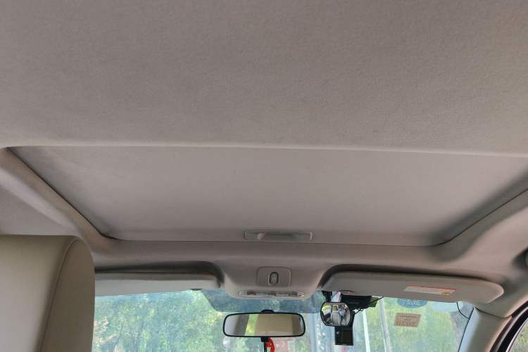 Used Nissan Qashqai 2011 2.0 XV Lea CVT 2WD Headliner