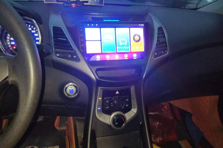 Used Hyundai Elantra (5th Generation / Langdong) 2013 1.6L Automatic Leading Model
