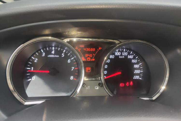 Used Nissan Livina 2013 Jinrui 1.6XL CVT Comfort Edition