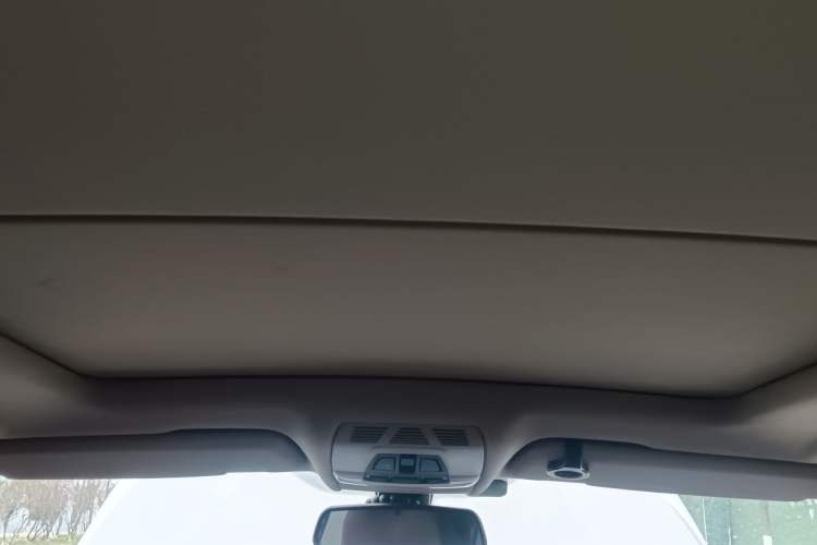 Used BMW X5 2015 xDrive28i
