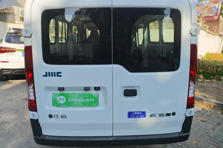 Used JMC E Fushun 2025 Model, Open Window Version, 53.58 kWh, Mid-axle, Low-roof
