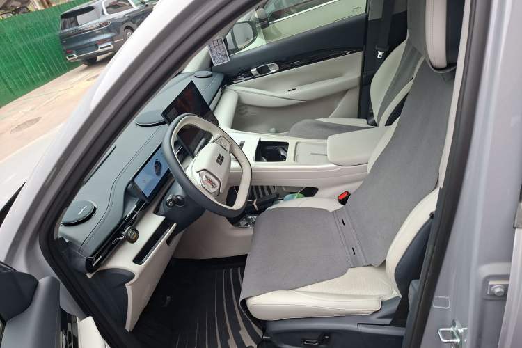 Used Geely Galaxy E5 2024 530km Starship Edition Left Front Seat