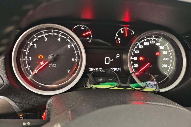 Used Peugeot 408 2015 1.2T Automatic Luxury Edition Instrument Cluster