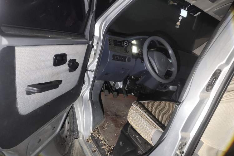 Used Jinbei Hiace X30 2020 1.5L Van Super-Enjoyment Model China VI Standard SWC15M Driver Seat