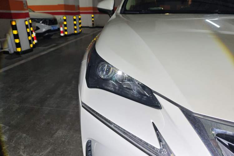 Used Lexus NX 2016 200 All-Wheel Drive FENGSHANG Version Right Front Headlight