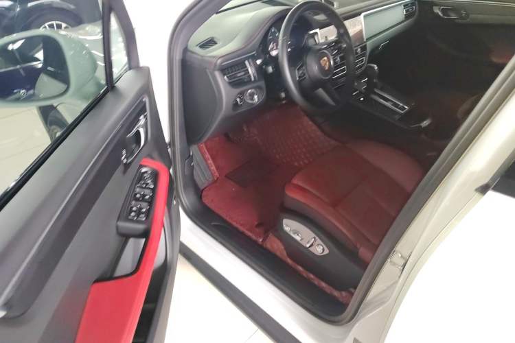 Used Porsche Macan 2022 Macan 2.0T
