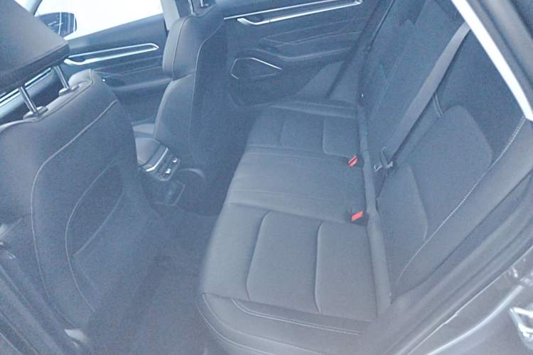 Used Geely Auto Emgrand 2022 4th Generation 1.5L CVT Luxury Model
