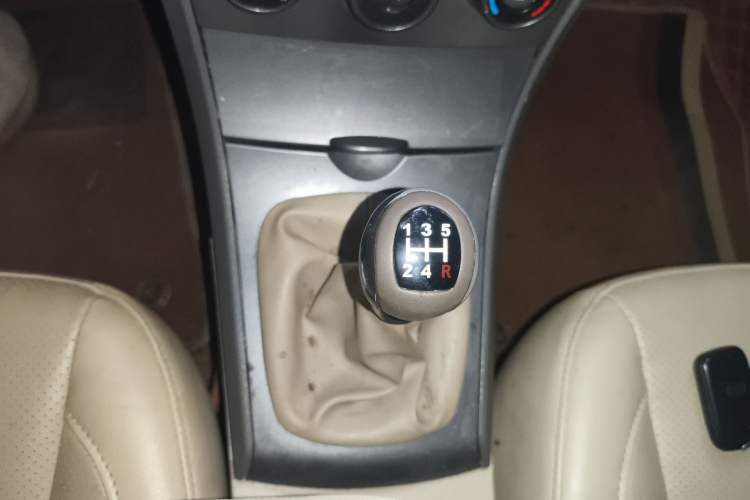 Used BYD L3 2011 Fengchang 1.5L Manual Luxury Model
