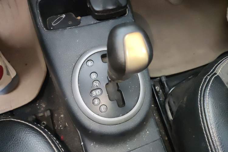 Used Suzuki SX4 2011 Hatchback 1.6L Automatic Sport Model Gear Lever